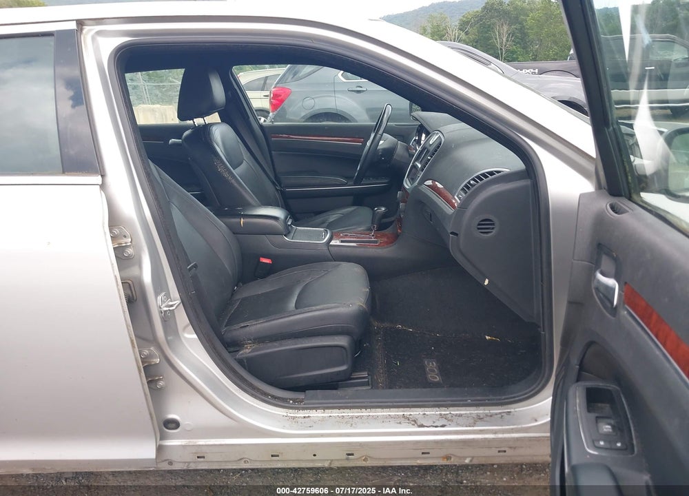 2012 CHRYSLER 300 VIN: 2C3CCAAG9CH142468
