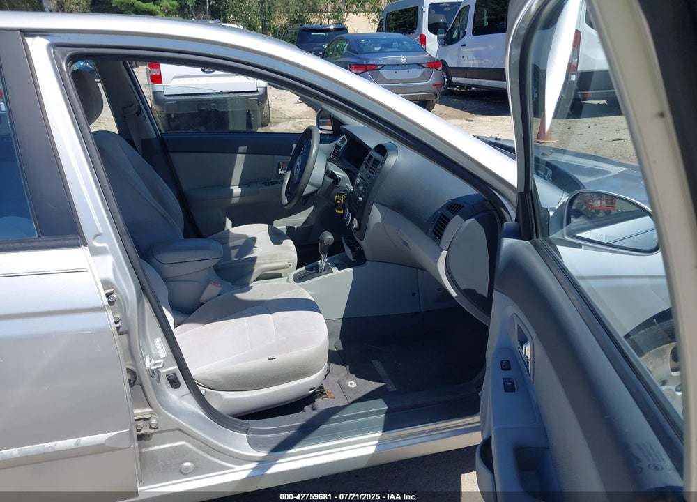2009 KIA SPECTRA VIN: KNAFE222095659957