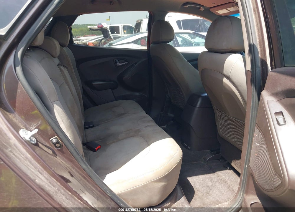 2014 HYUNDAI TUCSON GLS VIN: KM8JT3AF3EU801212