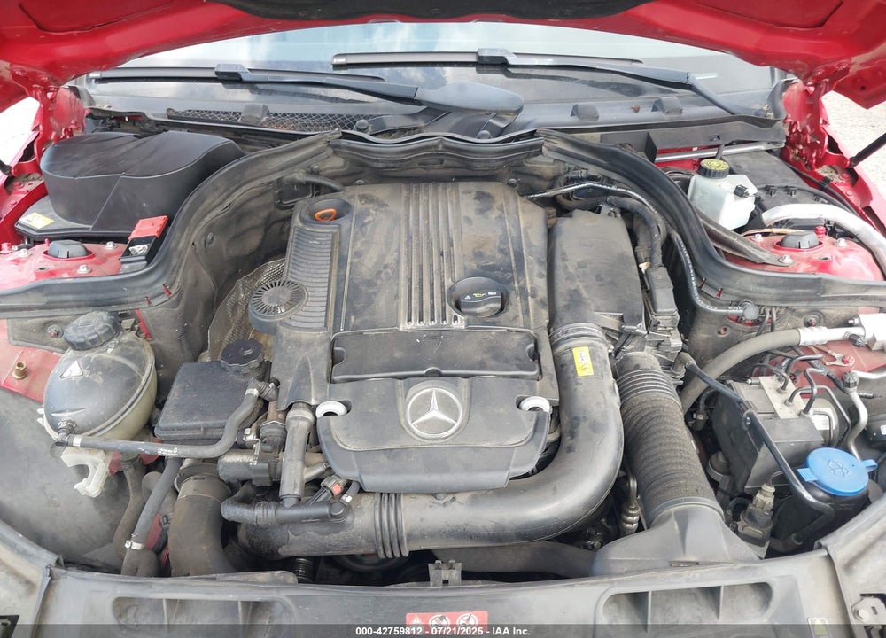 2014 MERCEDES-BENZ C CLASS VIN: WDDGF4HB8EA953301