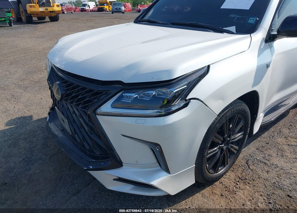 2018 LEXUS LX 570 THREE-ROW VIN: JTJHY7AX9J4263630