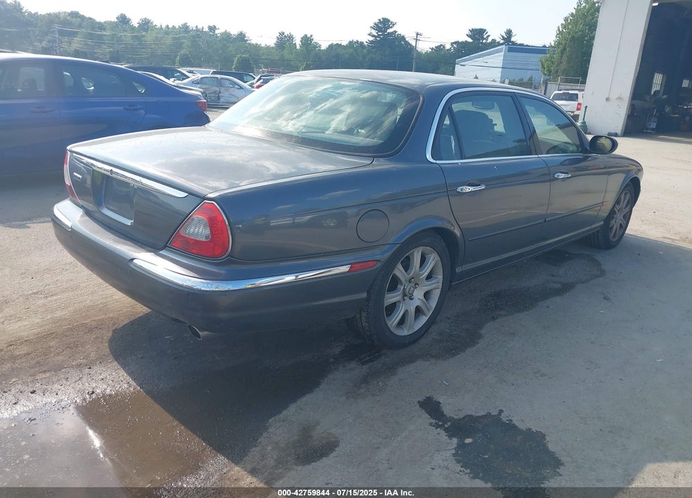 2005 JAGUAR XJ XJ8 L VIN: SAJWA79C25SG45911
