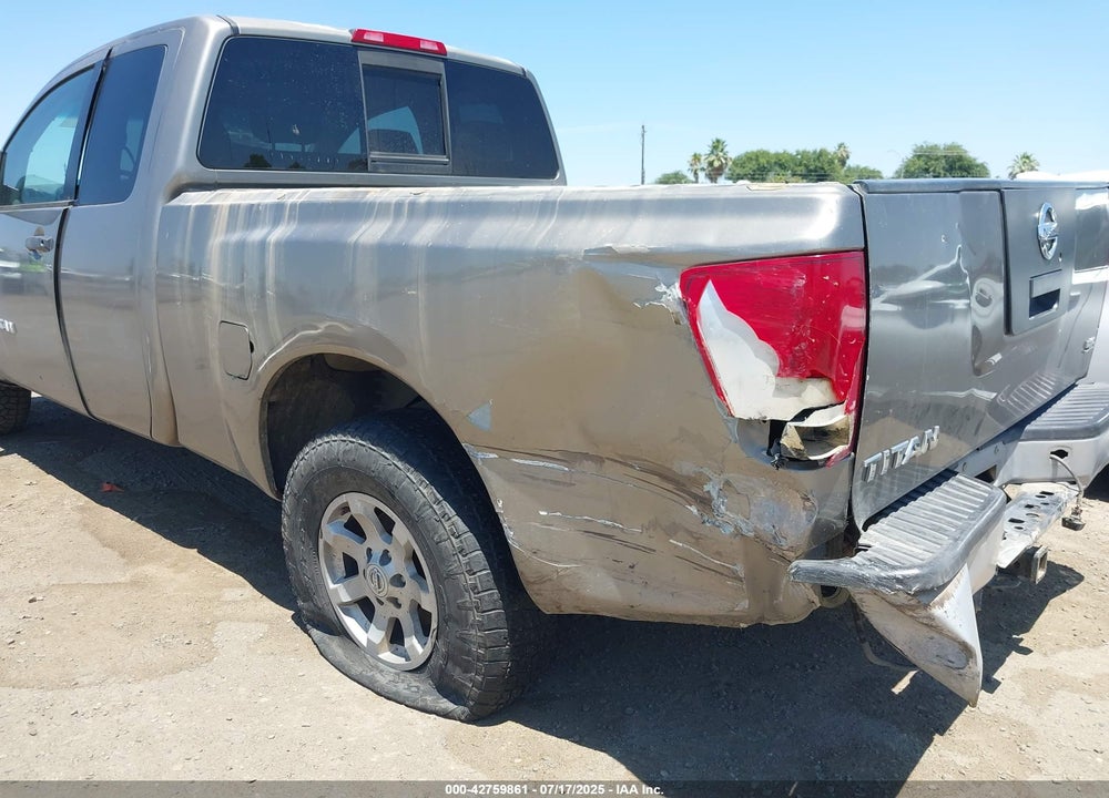 2007 NISSAN TITAN VIN: 1N6AA06A67N235482