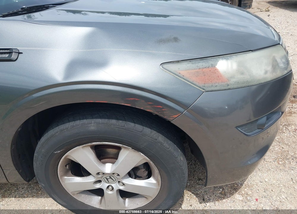 2011 HONDA ACCORD CROSSTOUR EX VIN: 5J6TF1H38BL002090