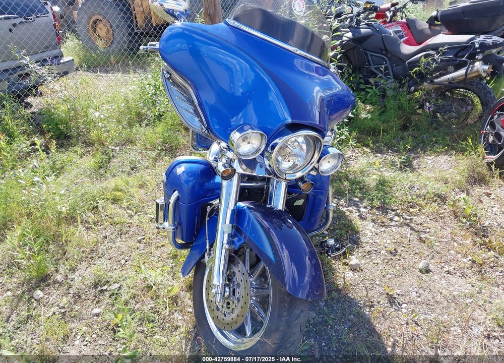 2007 HARLEY-DAVIDSON FLHTCUSE VIN: 1HD1PR8197Y951938