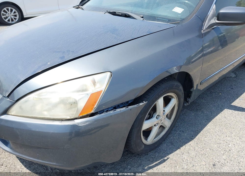2003 HONDA ACCORD 2.4 EX VIN: JHMCM56753C053359