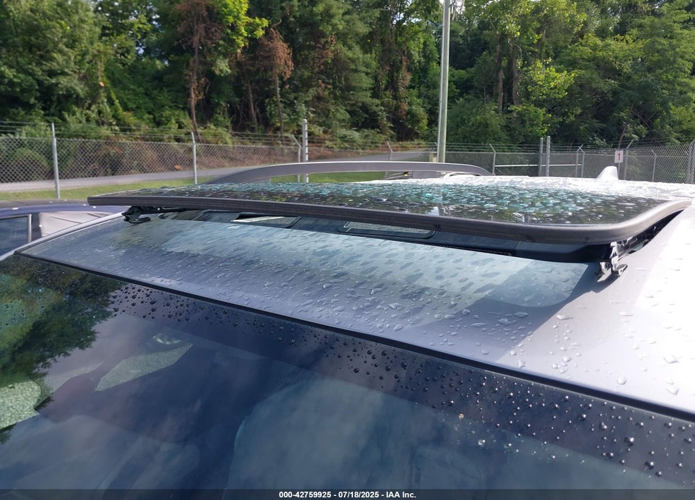2018 SUBARU FORESTER VIN: JF2SJAJC7JH419424