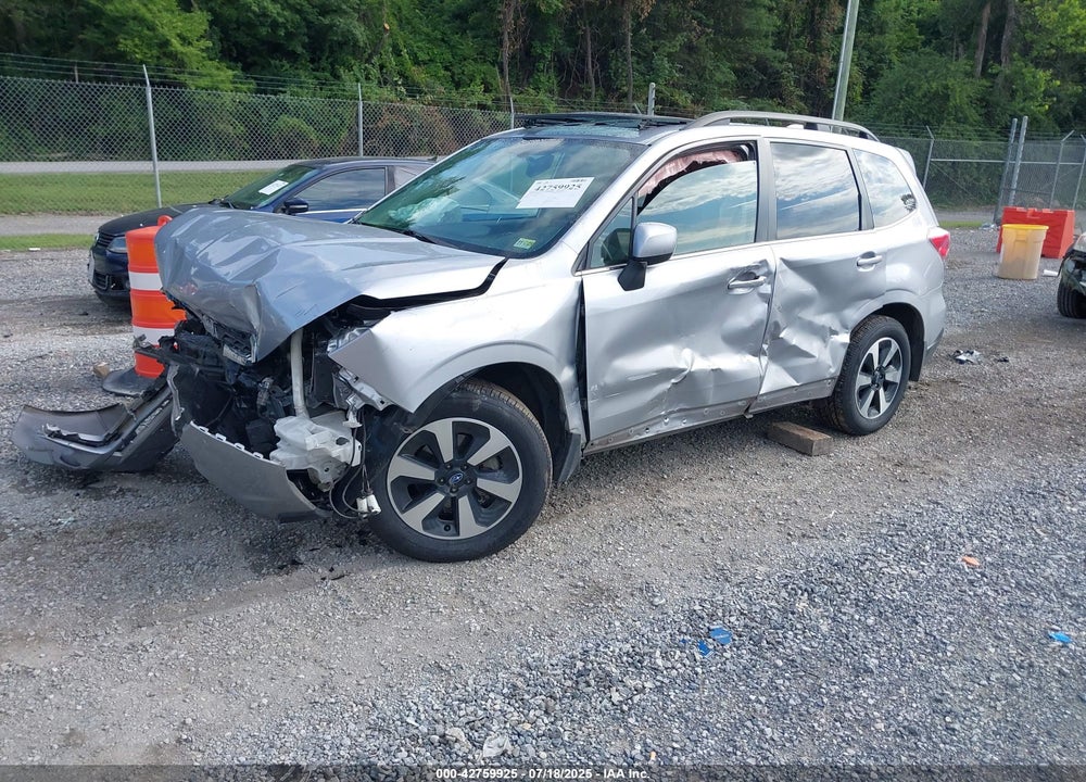 2018 SUBARU FORESTER VIN: JF2SJAJC7JH419424