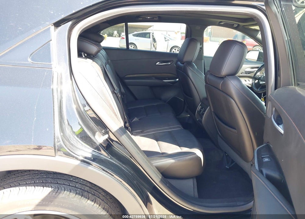 2019 CADILLAC XT4 VIN: 1GYFZER41KF115428