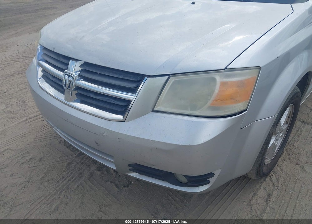 2010 DODGE GRAND CARAVAN SXT VIN: 2D4RN5D15AR208782