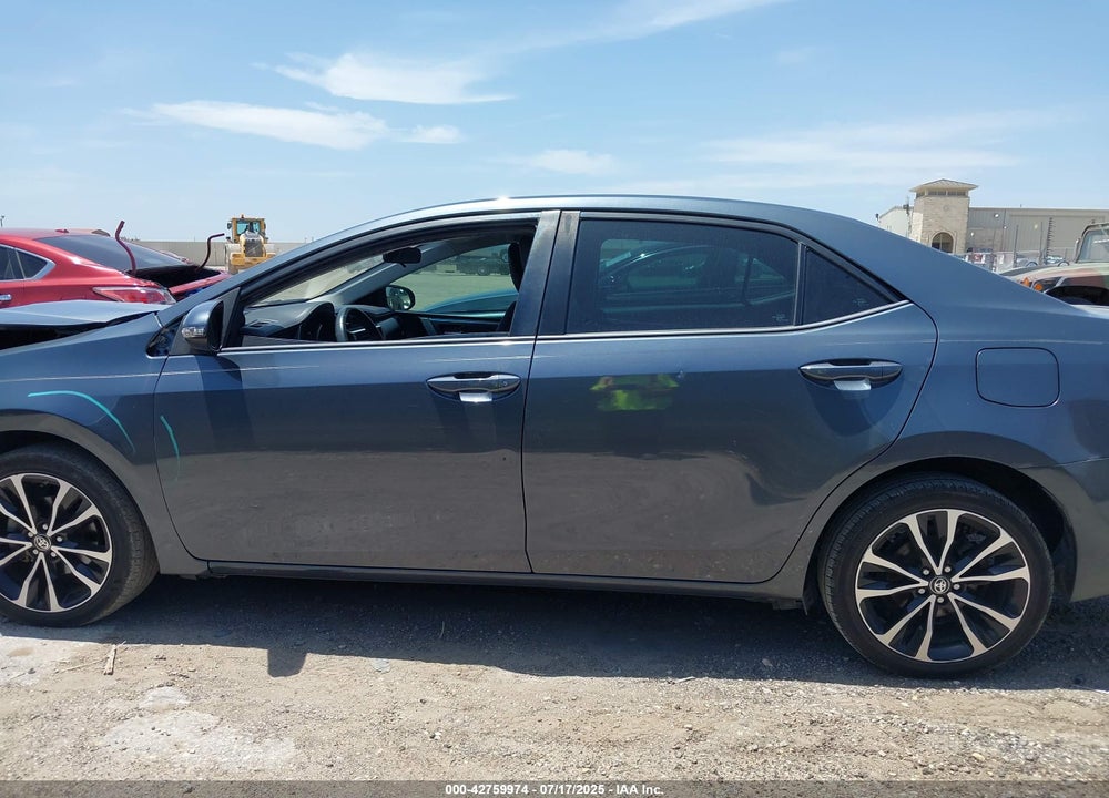 2018 TOYOTA COROLLA VIN: 5YFBURHE3JP824860