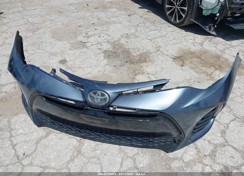 2018 TOYOTA COROLLA VIN: 5YFBURHE3JP824860