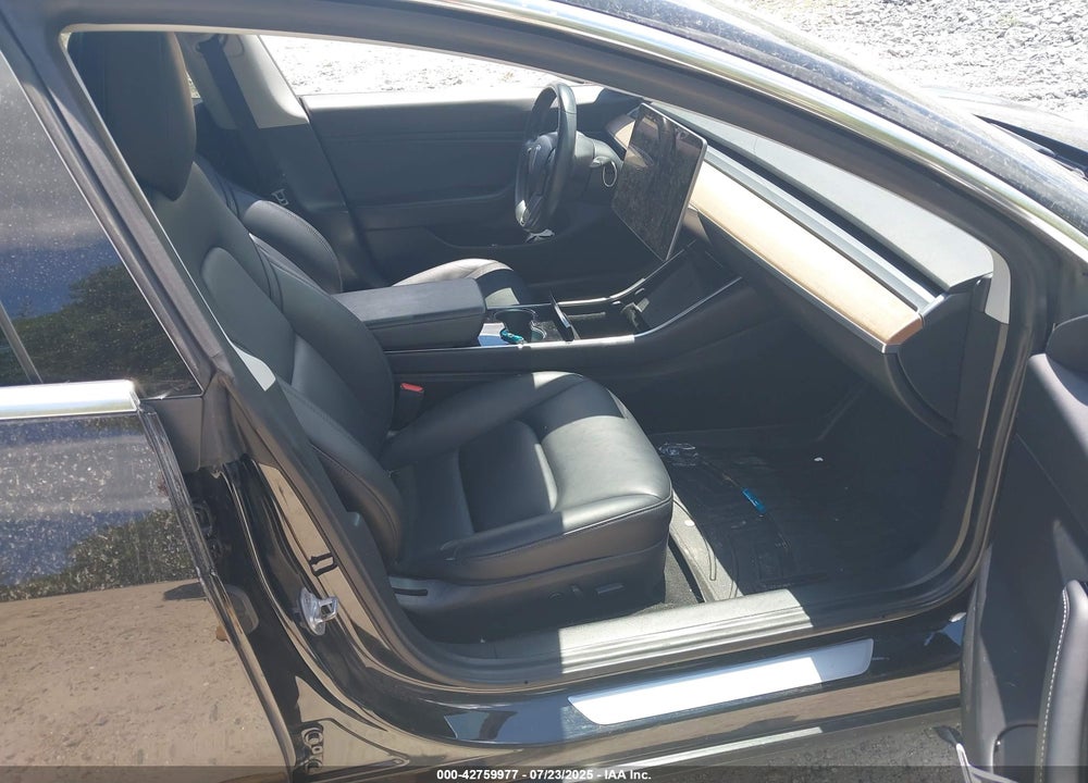 2018 TESLA MODEL 3 VIN: 5YJ3E1EB4JF188104