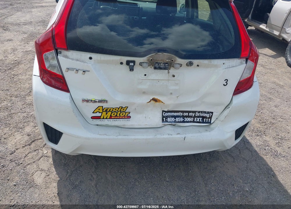 2016 HONDA FIT VIN: JHMGK5H56GX021845