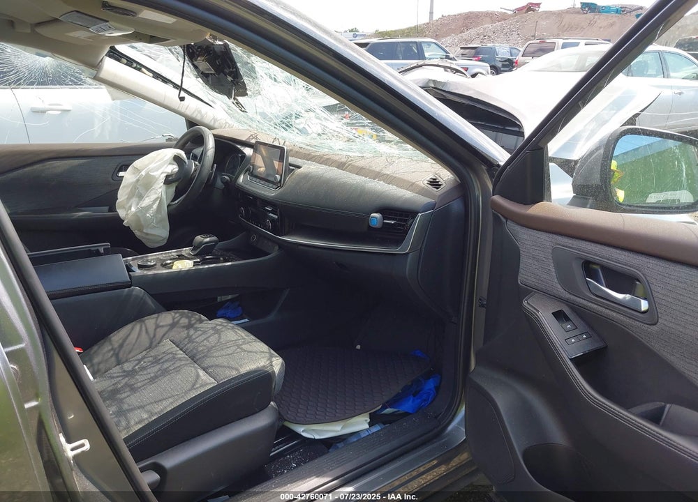 2021 NISSAN ROGUE VIN: JN8AT3BB9MW202161