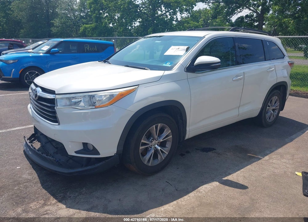 2014 TOYOTA HIGHLANDER LE PLUS V6 VIN: 5TDBKRFH7ES057823