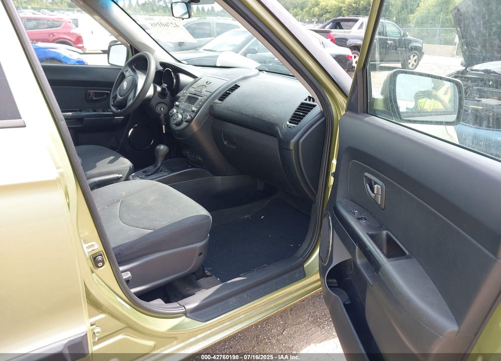 2011 KIA SOUL VIN: KNDJT2A27B7328081