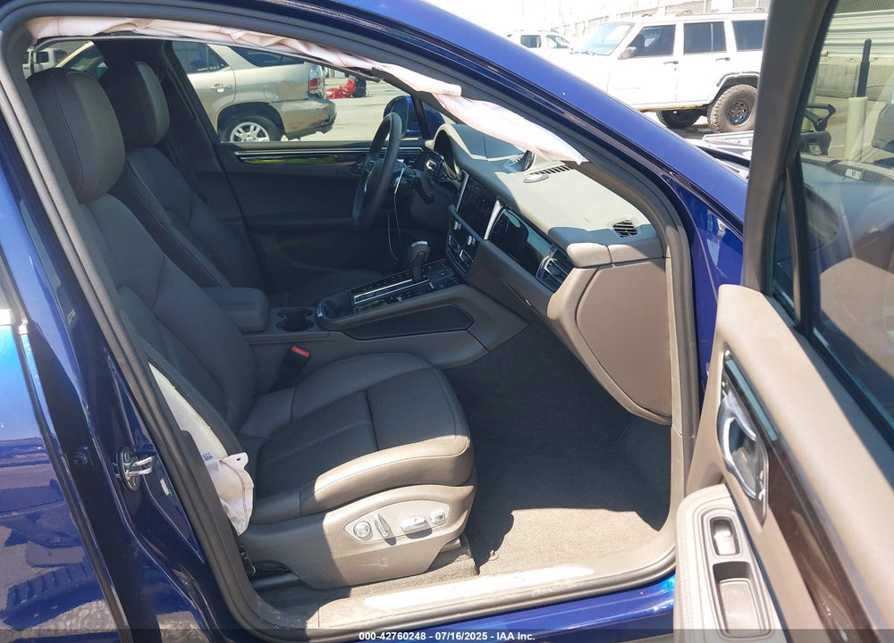 2023 PORSCHE MACAN S VIN: WP1AG2A51PLB39602