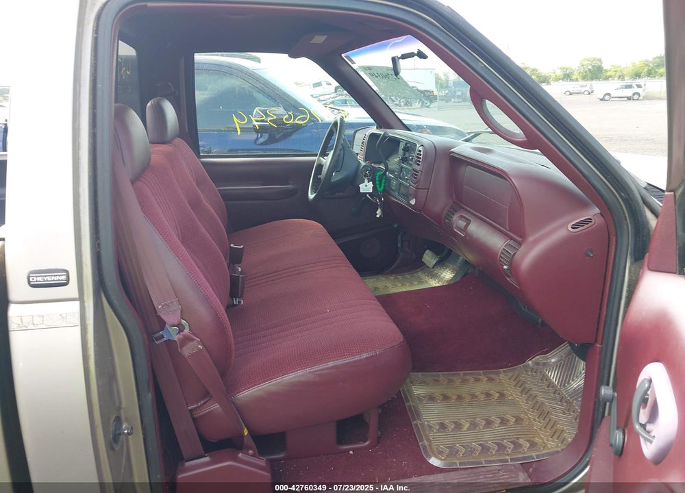 1998 CHEVROLET K1500 VIN: 1GCEK14M5WZ116429