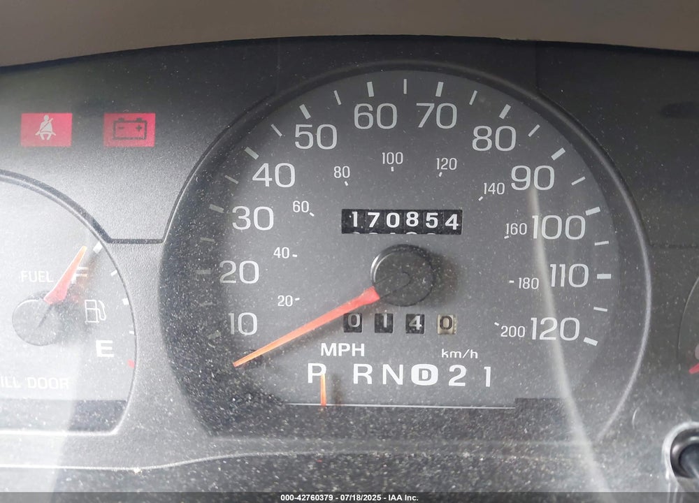2003 MERCURY GRAND MARQUIS VIN: 2MEFM74W73X700480