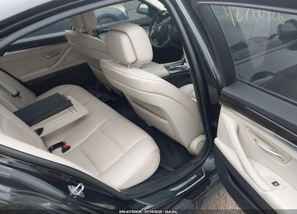 2013 BMW 5 SERIES VIN: WBAXH5C58DD108695
