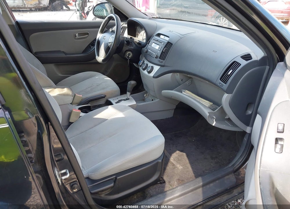 2008 HYUNDAI ELANTRA VIN: KMHDU46D28U583162