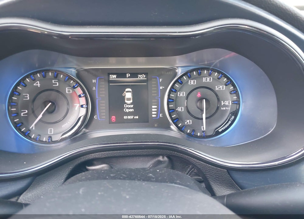 2015 CHRYSLER 200 VIN: 1C3CCCBB9FN758617