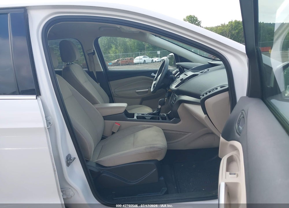 2017 FORD ESCAPE VIN: 1FMCU9GD2HUC17287