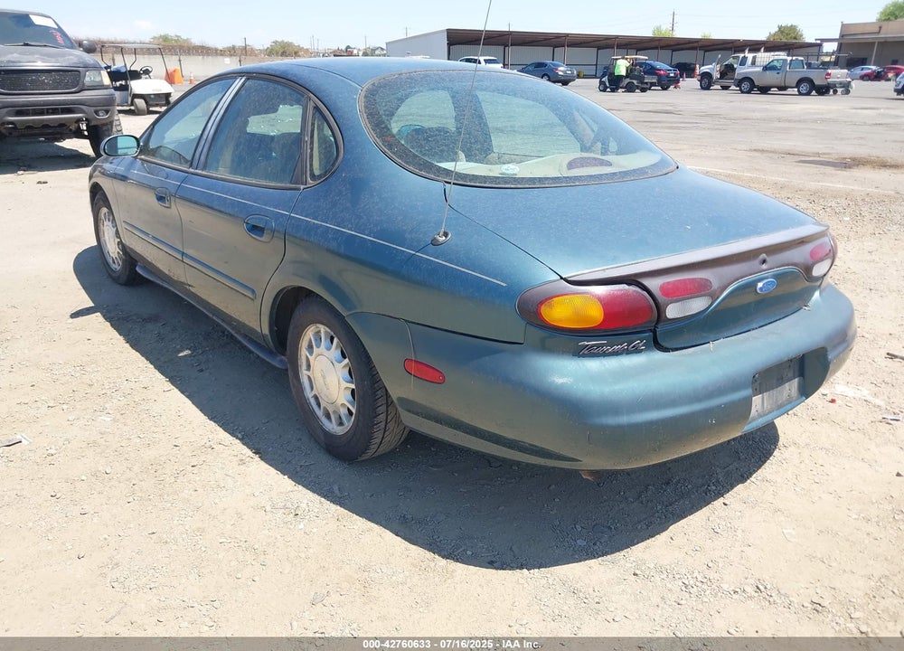 1996 FORD TAURUS GL VIN: 1FALP52U3TG139417