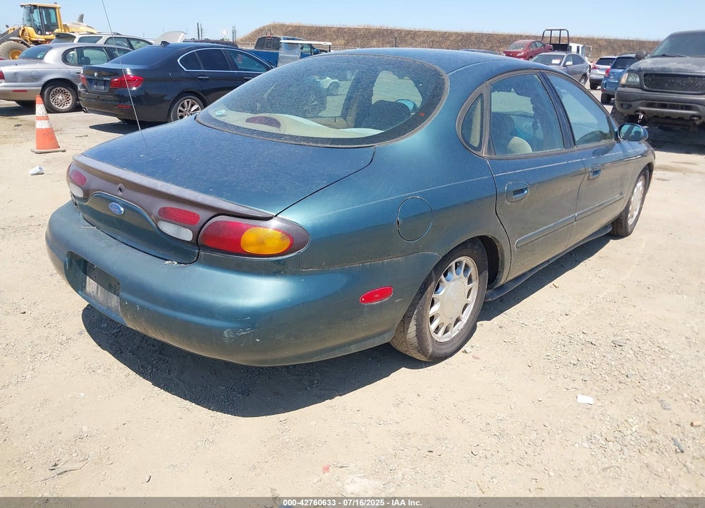 1996 FORD TAURUS GL VIN: 1FALP52U3TG139417