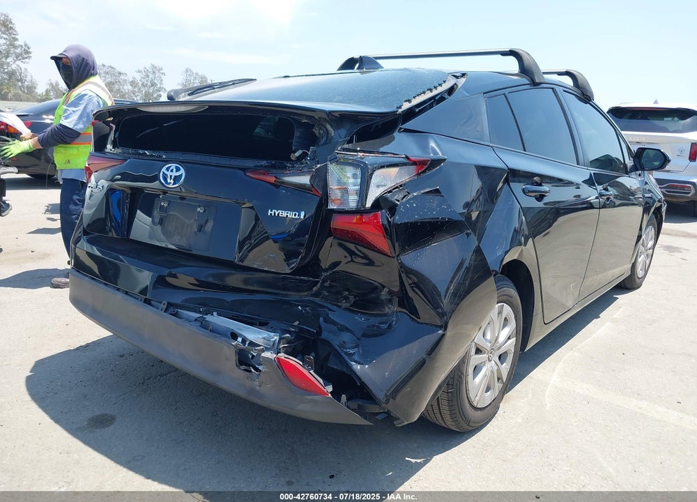 2021 TOYOTA PRIUS VIN: JTDKAMFU2M3150994