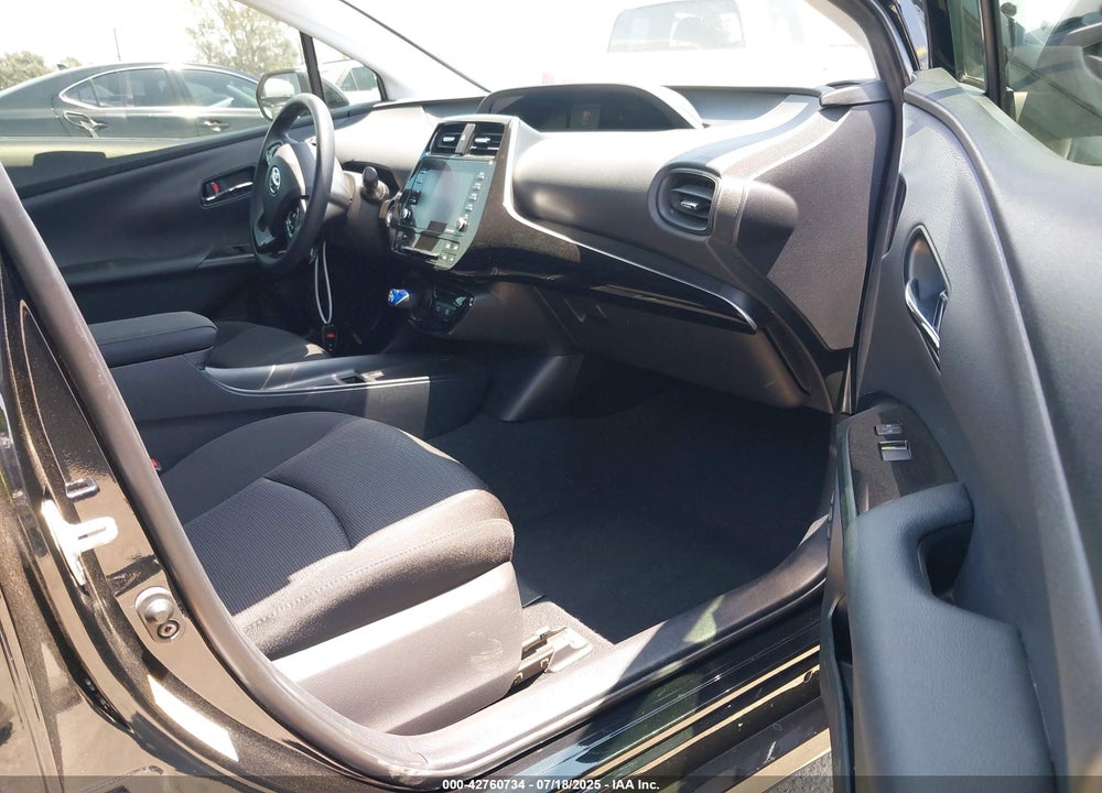 2021 TOYOTA PRIUS VIN: JTDKAMFU2M3150994