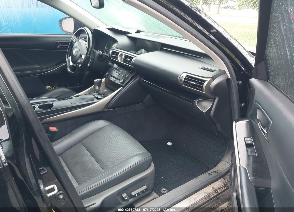 2014 LEXUS IS 250 VIN: JTHCF1D26E5011784