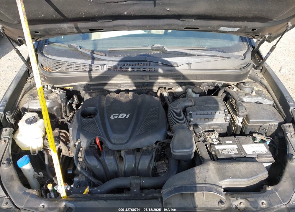 2014 HYUNDAI SONATA VIN: 5NPEB4AC6EH827558