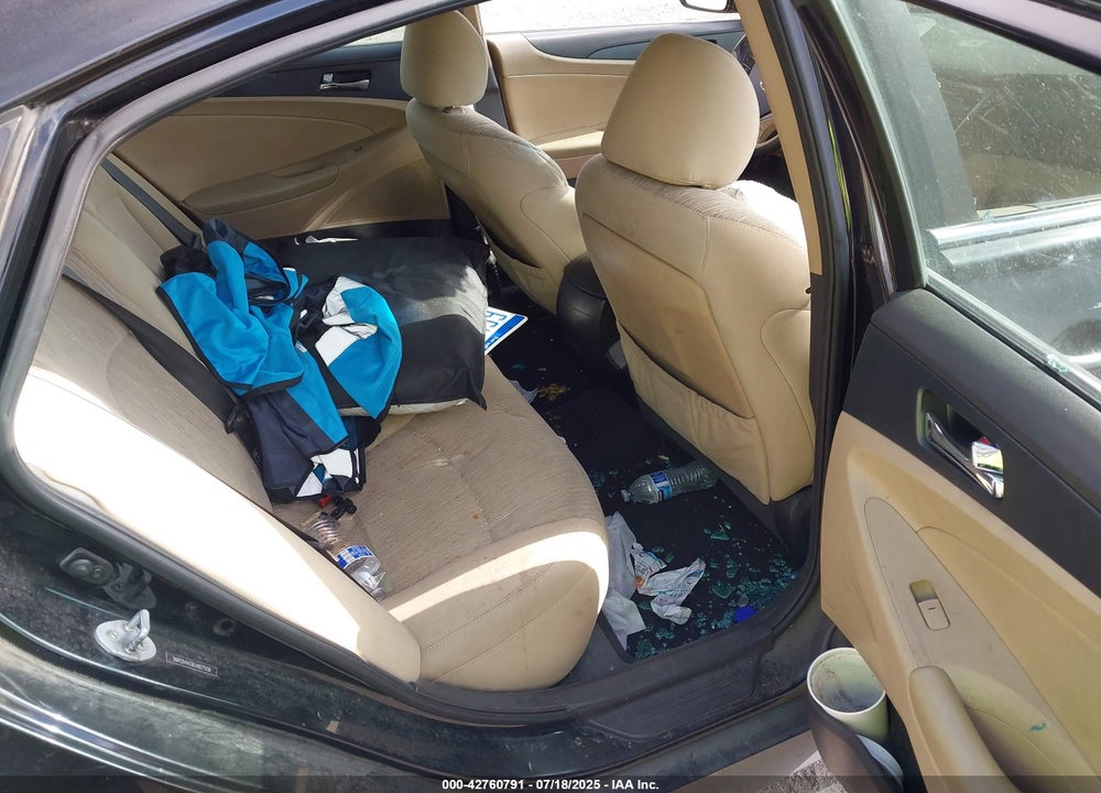 2014 HYUNDAI SONATA VIN: 5NPEB4AC6EH827558