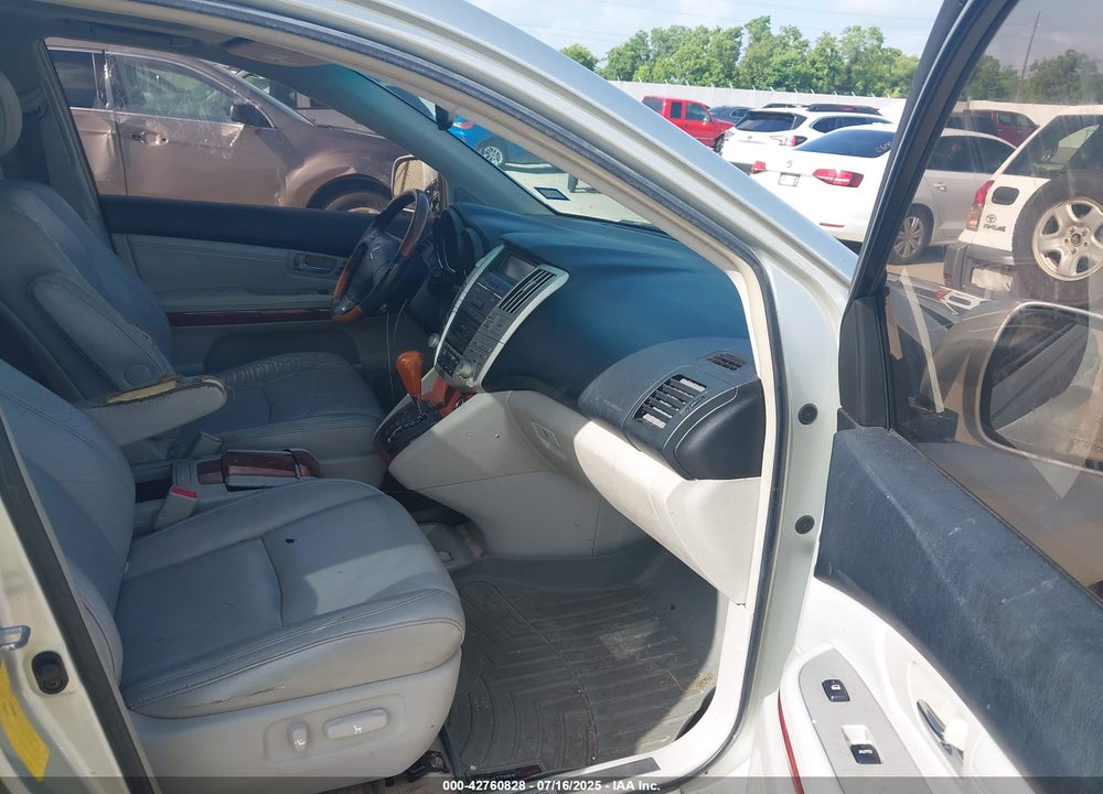 2004 LEXUS RX 330 VIN: JTJGA31U840006467