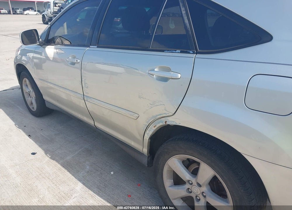 2004 LEXUS RX 330 VIN: JTJGA31U840006467
