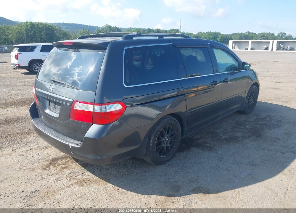 2005 HONDA ODYSSEY EX-L VIN: 5FNRL38775B127158