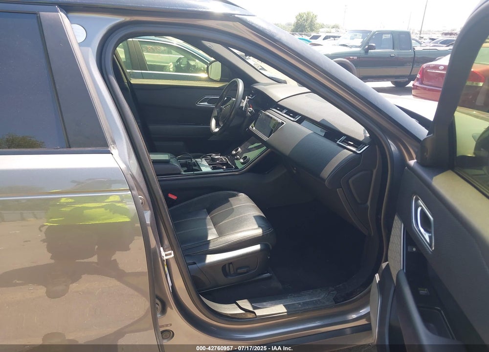2018 LAND ROVER RANGE ROVER VELAR VIN: SALYL2RV4JA741471