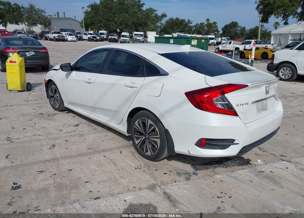 2018 HONDA CIVIC VIN: JHMFC1F32JX027457