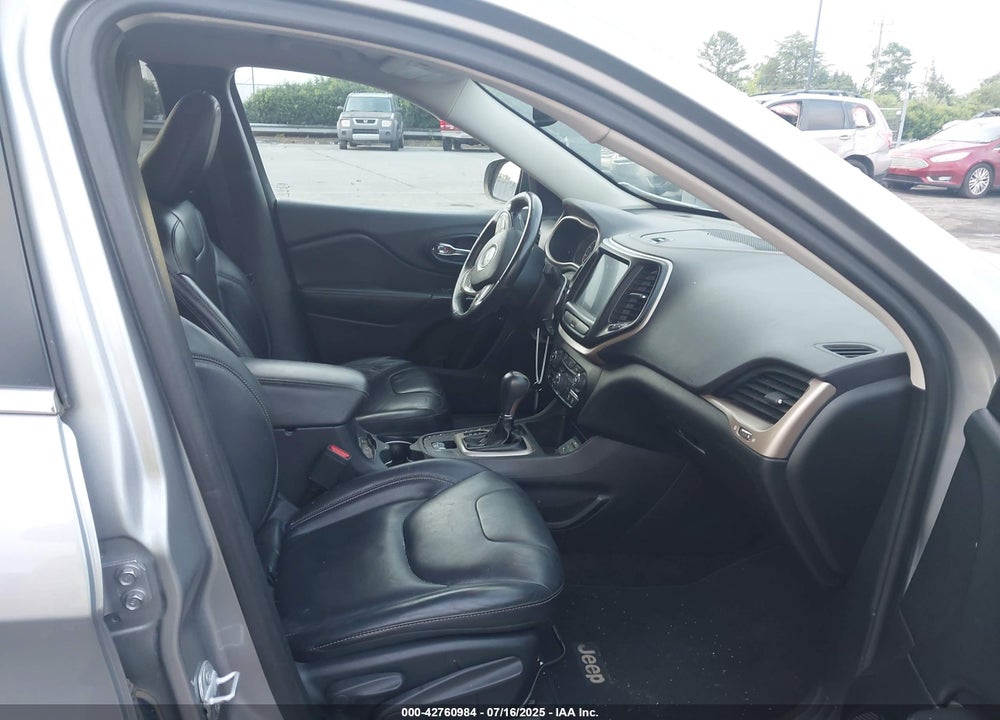 2017 JEEP CHEROKEE VIN: 1C4PJLDB6HW526697