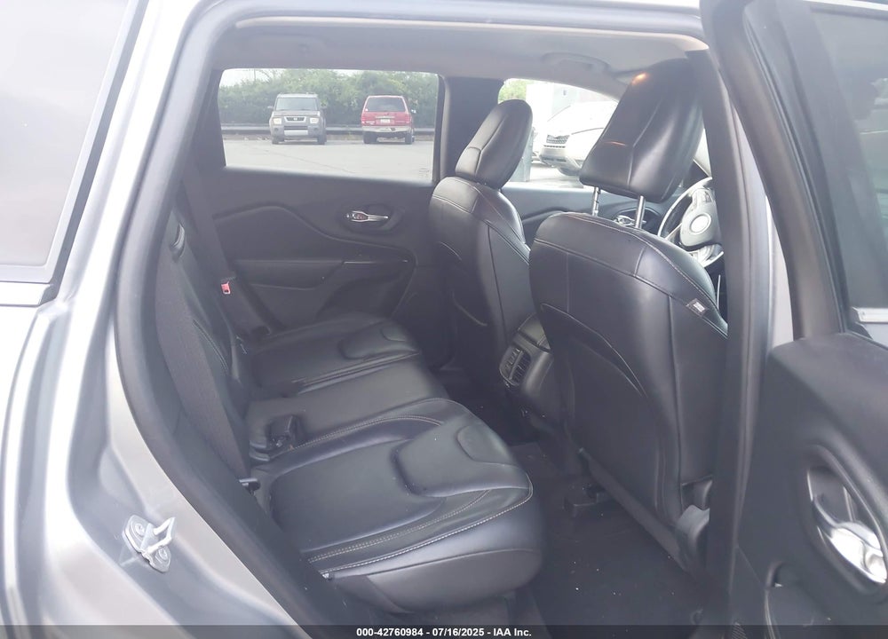 2017 JEEP CHEROKEE VIN: 1C4PJLDB6HW526697