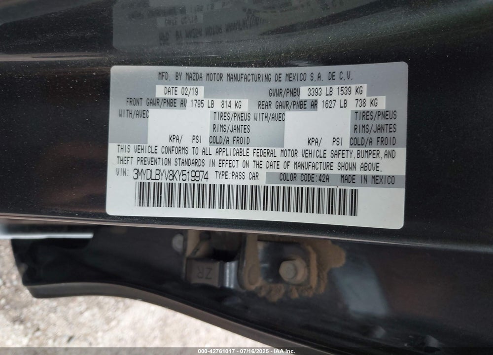 2019 TOYOTA YARIS VIN: 3MYDLBYV8KY519974