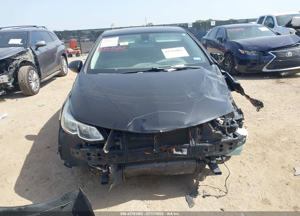 2017 CHEVROLET CRUZE VIN: 1G1BC5SM8H7280257