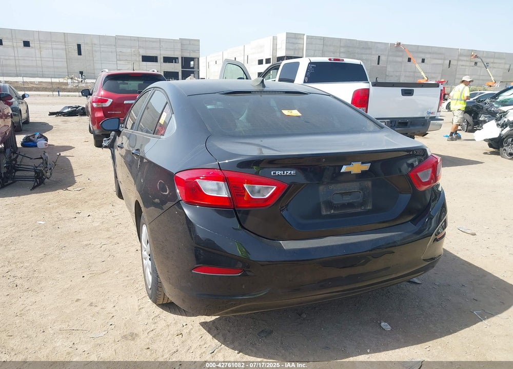 2017 CHEVROLET CRUZE VIN: 1G1BC5SM8H7280257