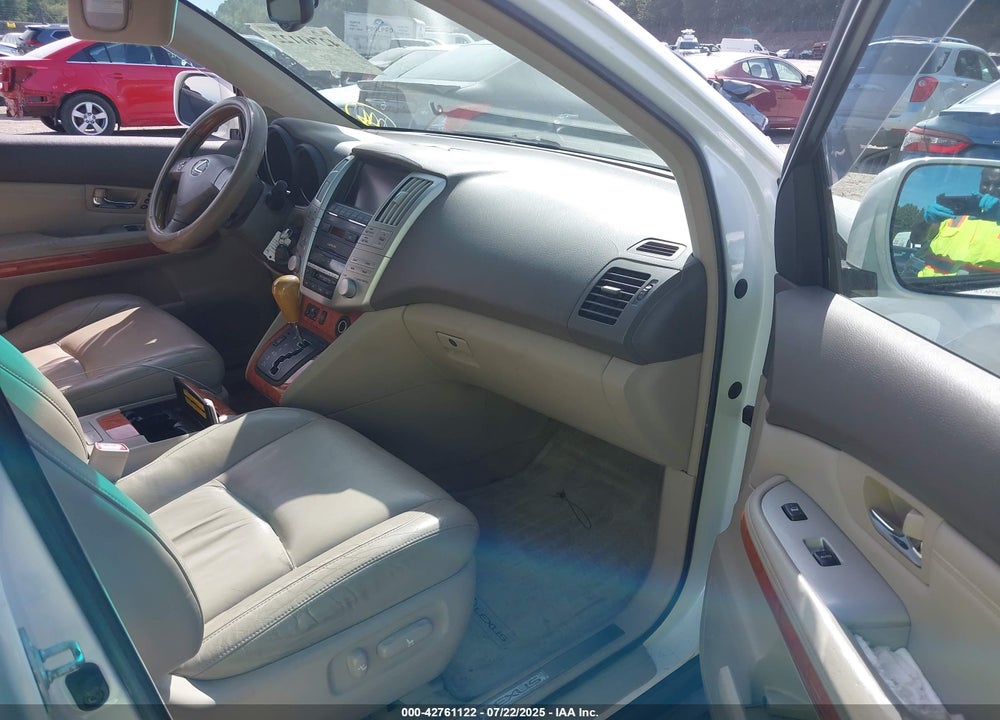 2004 LEXUS RX 330 VIN: JTJHA31U440028616