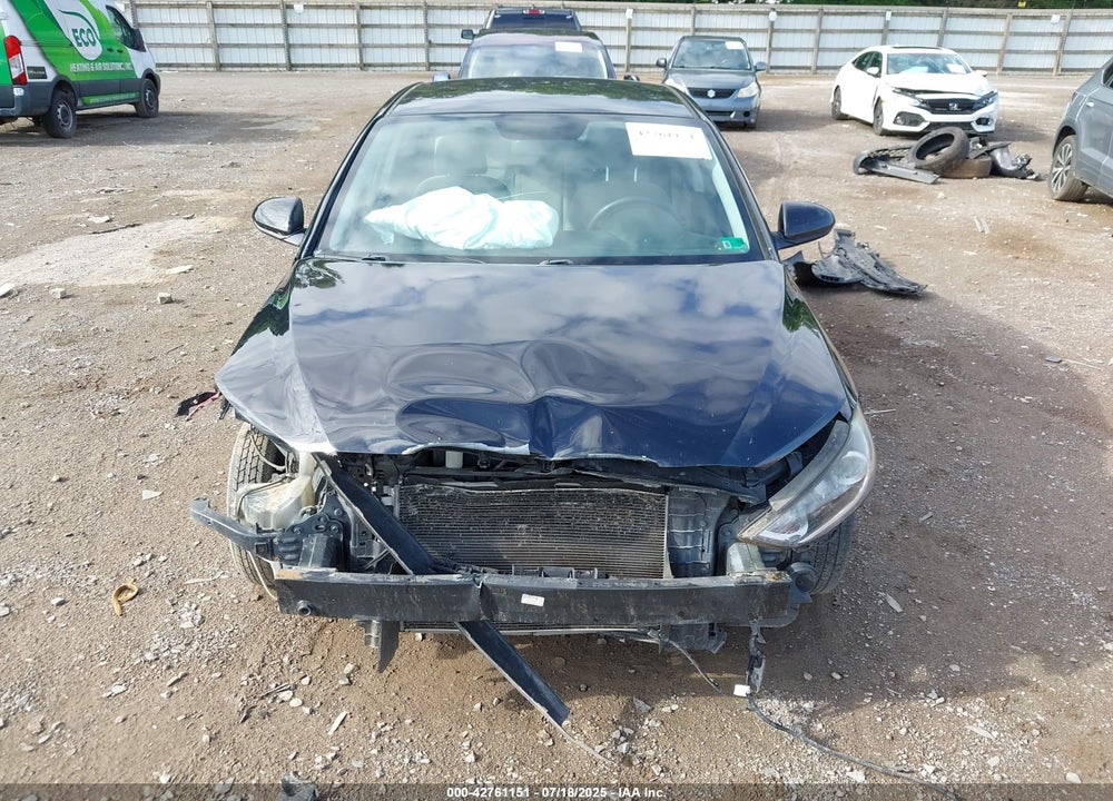 2018 HYUNDAI ELANTRA VIN: KMHD74LFXJU628187