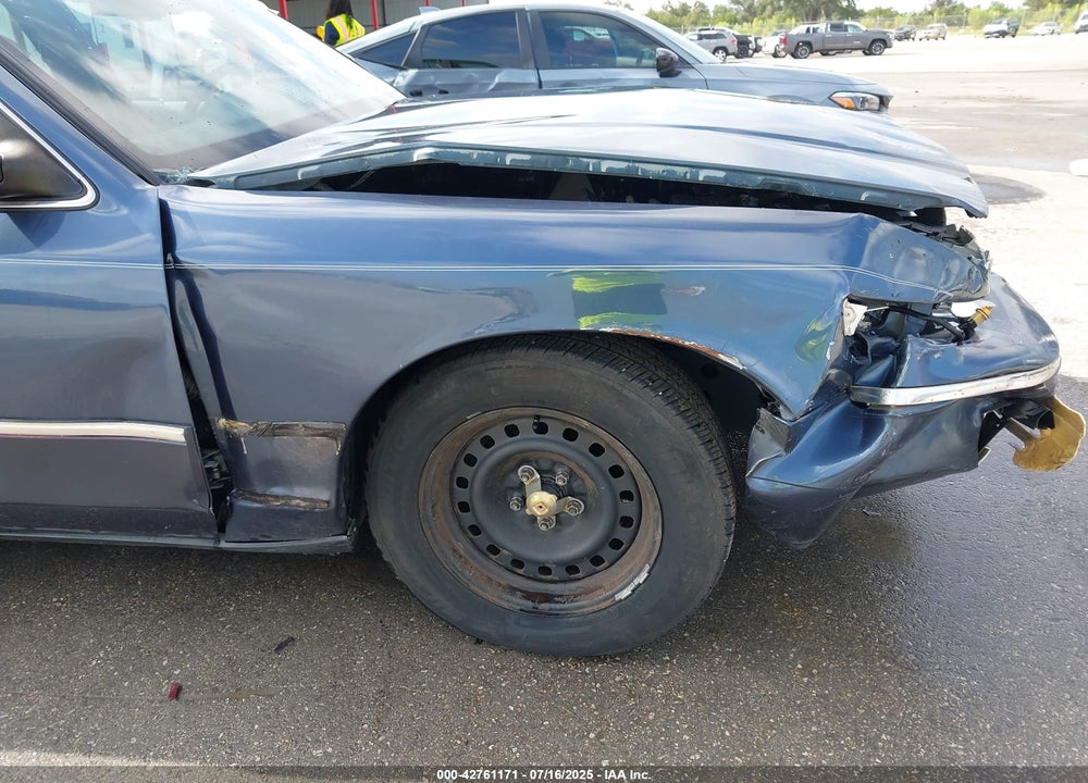1998 MERCURY GRAND MARQUIS VIN: 2MEFM75W8WX619197