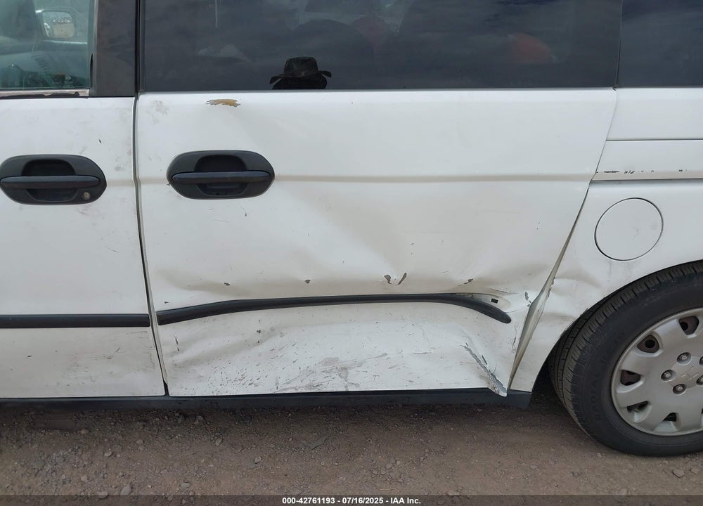 2000 HONDA ODYSSEY LX VIN: 2HKRL1853YH556189