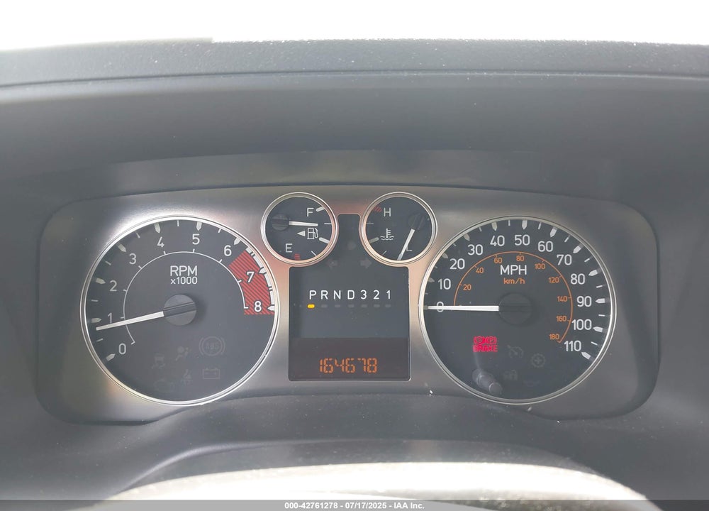 2007 HUMMER H3 VIN: 5GTDN13E378227493